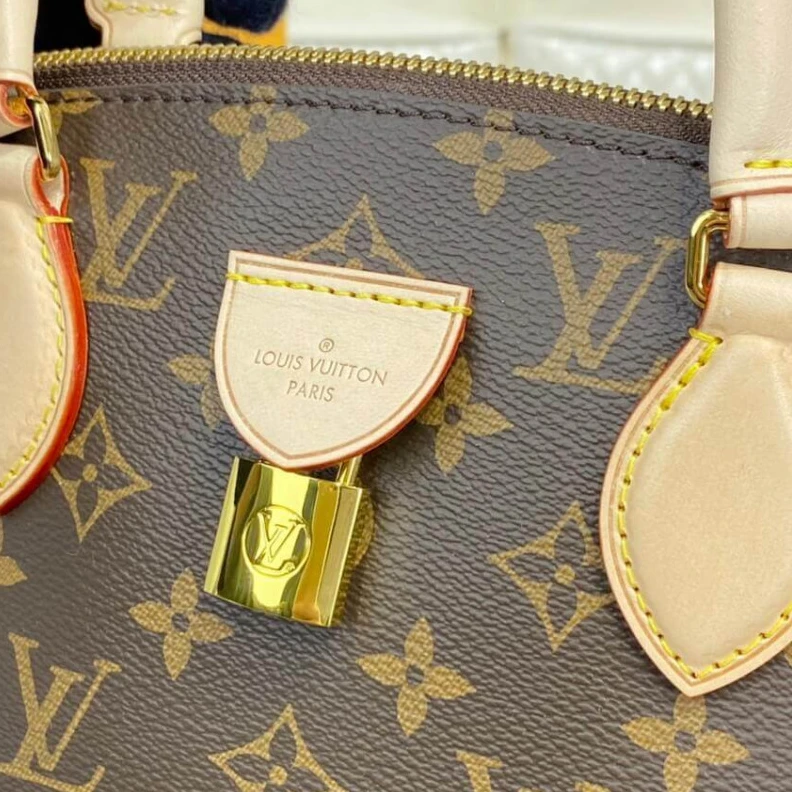 Mythick.ru Main comp LV Monogram Canvas Rivoli PM
