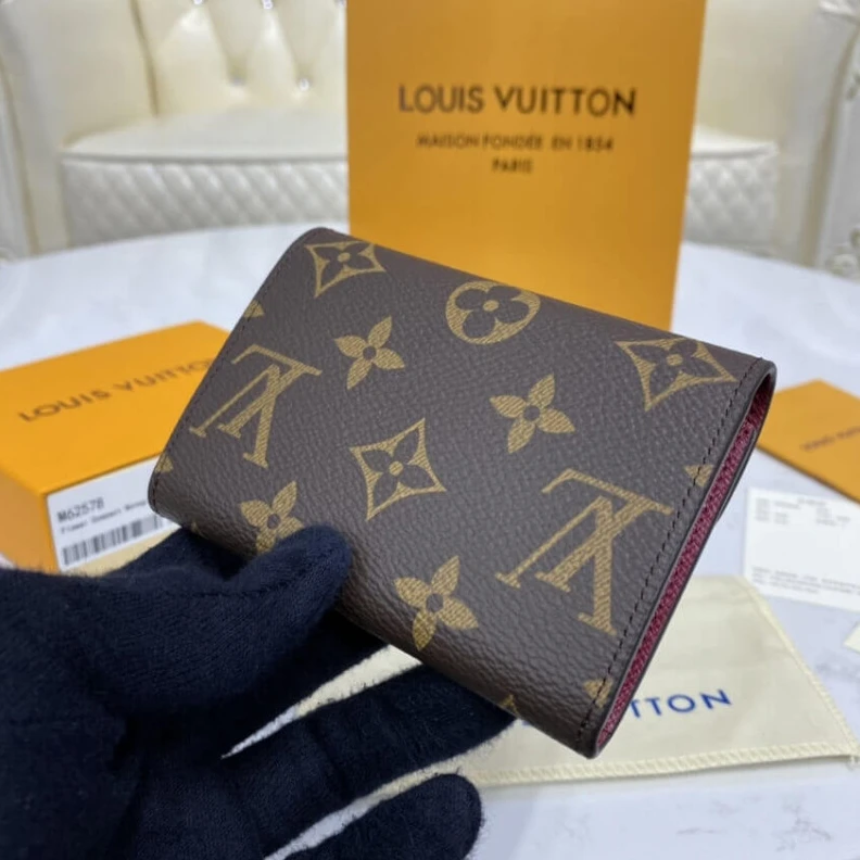 Mythick.ru Gusseted Louis Vuitton Monogram Canvas Rosalie Coin Purse Fuchsia