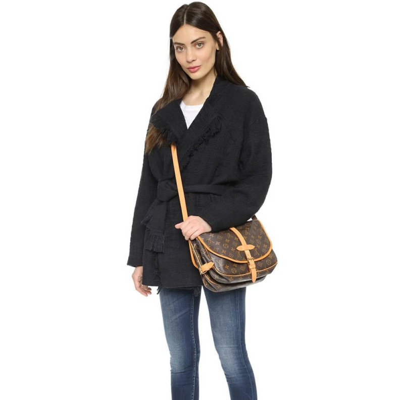 <span>High Louis Vuitton Monogram Canvas Saumur MM
