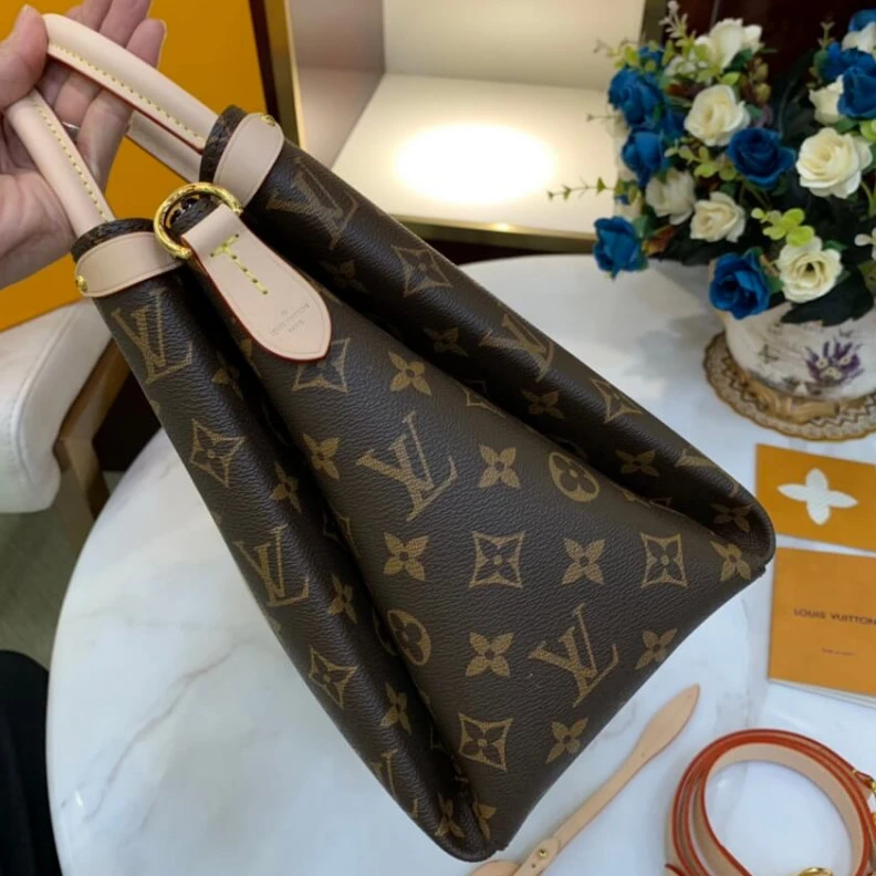 Louis vuitton locations Goldcolor LV Monogram Canvas Soufflot MM