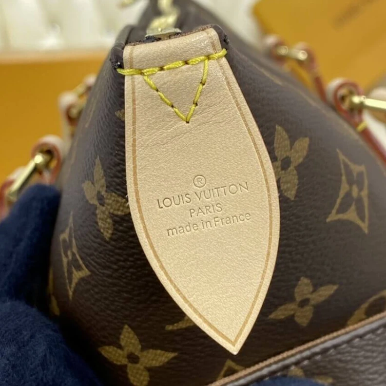 Louis vuitton locations Three fla Louis Vuitton Monogram Canvas Totally MM