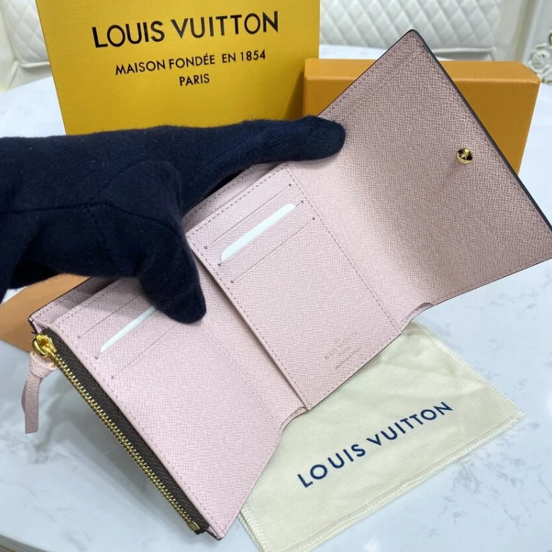 Replica bags 6 card sl Louis Vuitton Monogram Canvas Victorine Wallet