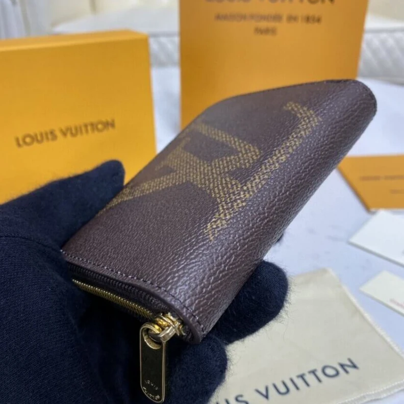 Lv belts replica Businessc Louis Vuitton Monogram Canvas Zippy Coin Purse