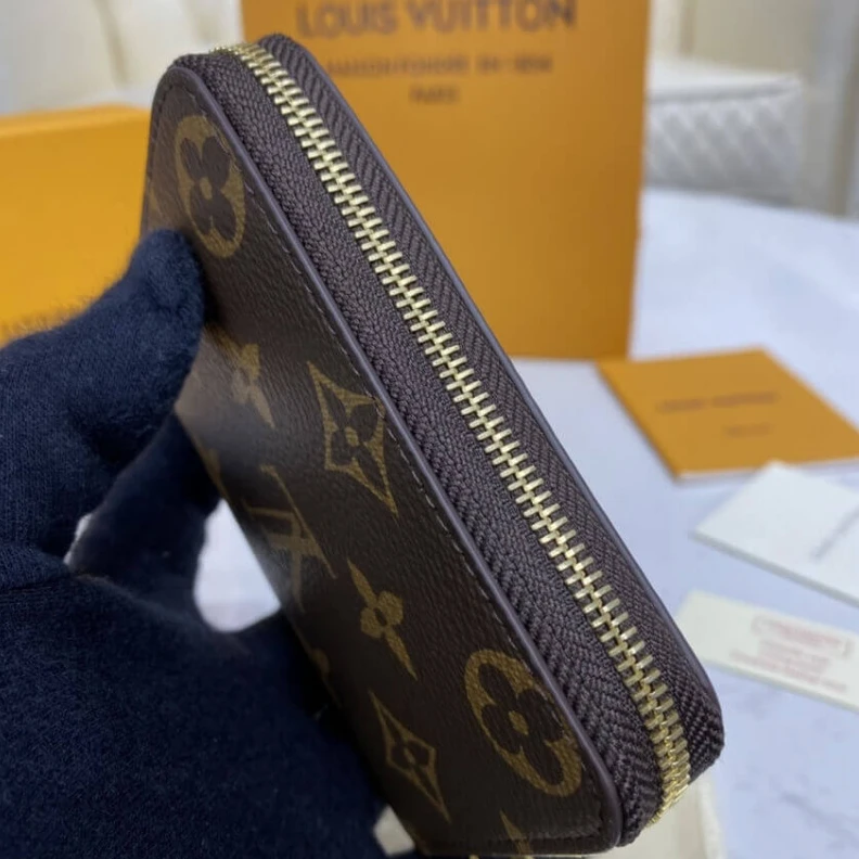 Louis vuitton locations Goldcolou Louis Vuitton Monogram Canvas Zippy Coin Purse