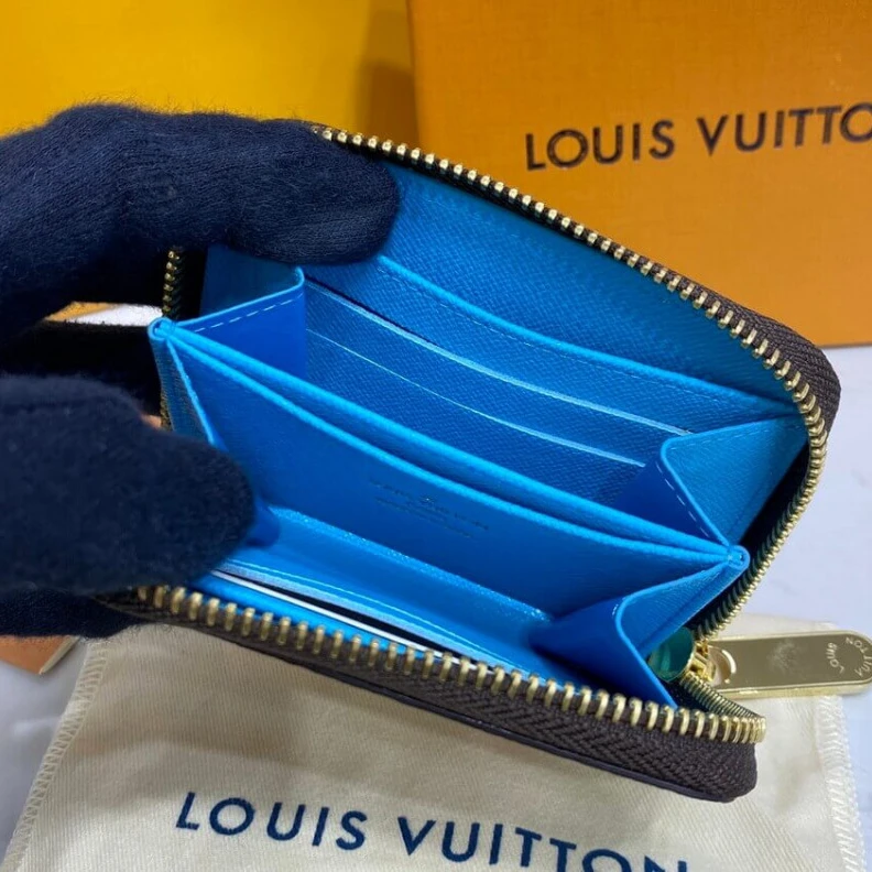 Mythick ru Businessc Louis Vuitton Monogram Canvas Zippy Coin Purse