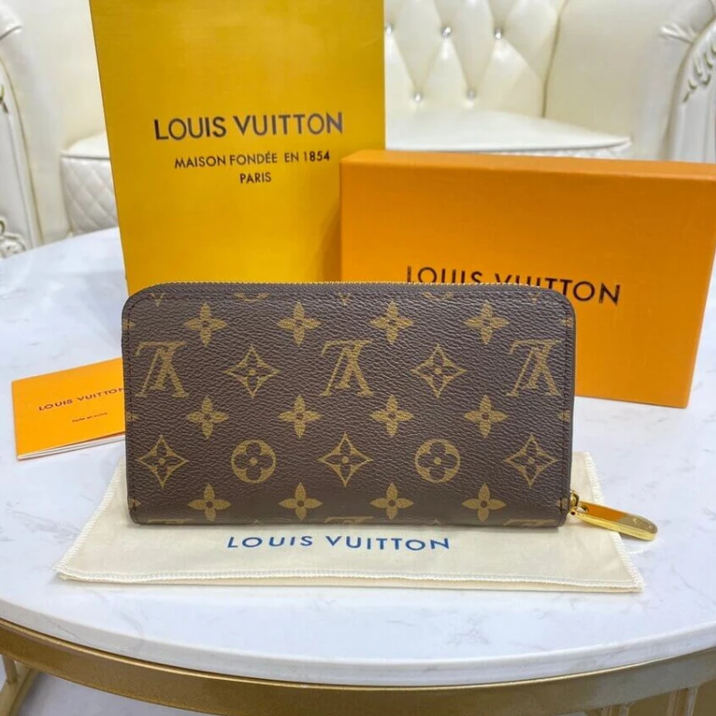 Lv belts replica Zip closu Louis Vuitton Monogram Canvas Zippy Wallet
