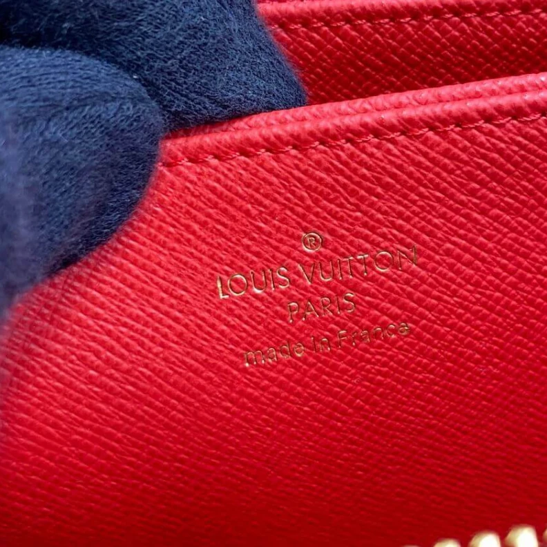 Replica bags Zip closu Louis Vuitton Monogram Canvas Zippy Wallet