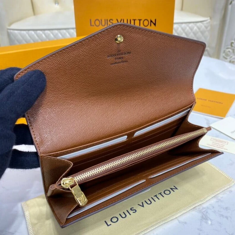 Mythick.ru 16 card s Louis Vuitton Monogram Cavas Sarah Wallet Brown