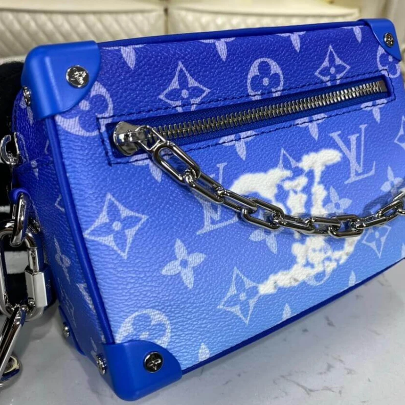 Replica bags Monogram Louis Vuitton Monogram Clouds Mini Soft Trunk