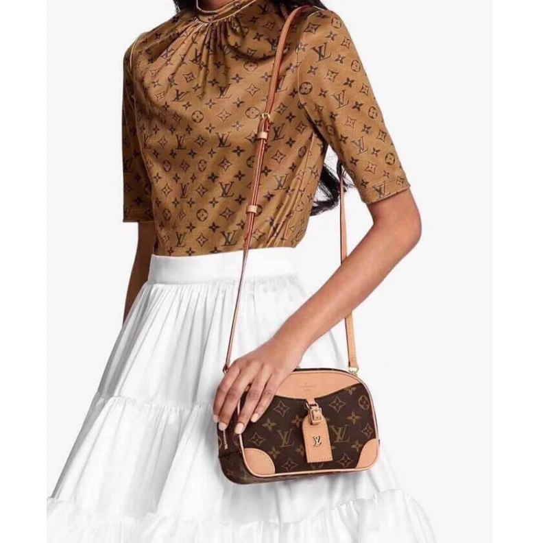 Lv belts replica Inside fl Louis Vuitton Monogram Deauville Mini