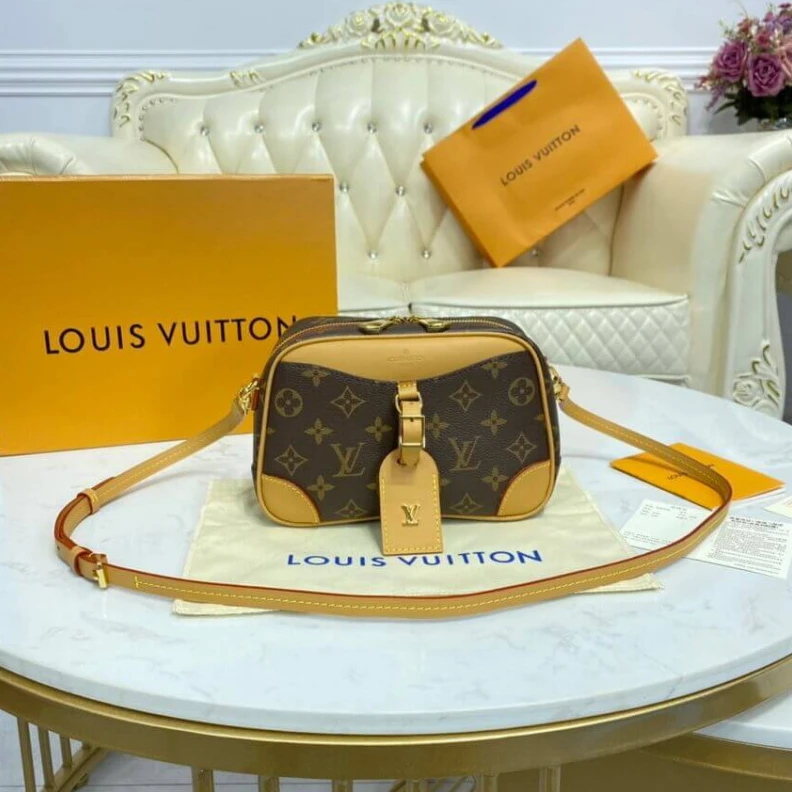 Lv belts replica Inside fl Louis Vuitton Monogram Deauville Mini