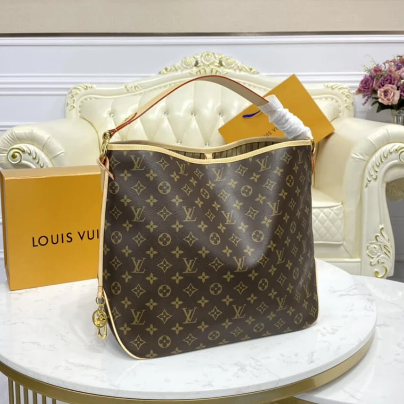 Top lv 1 interio LV Monogram Delightful MM Beige