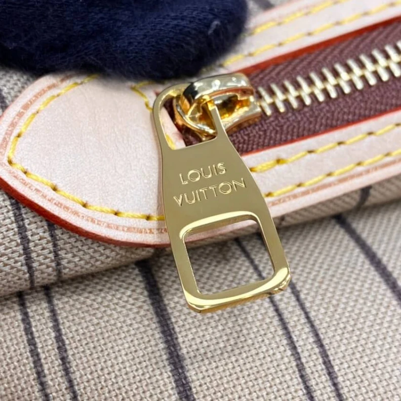 Top lv 1 interio LV Monogram Delightful MM Beige