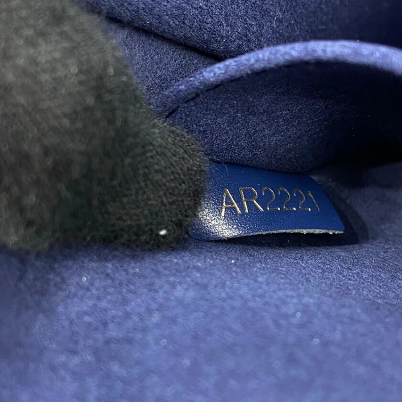 Replica bags Strap: Re Louis Vuitton Monogram Denim Dauphine MM