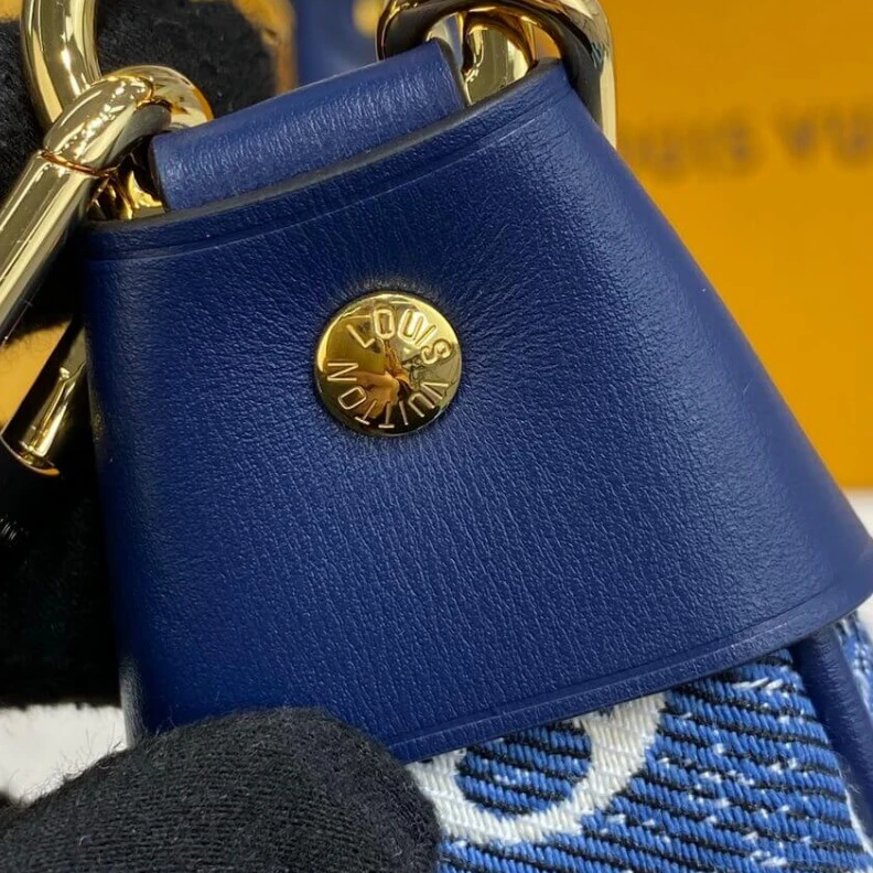Mythick ru Denim Jac Louis Vuitton Monogram Denim Loop Bag Blue
