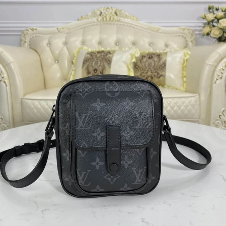 Strap dro Louis Vuitton Monogram Eclipse Christopher Wearable Wallet