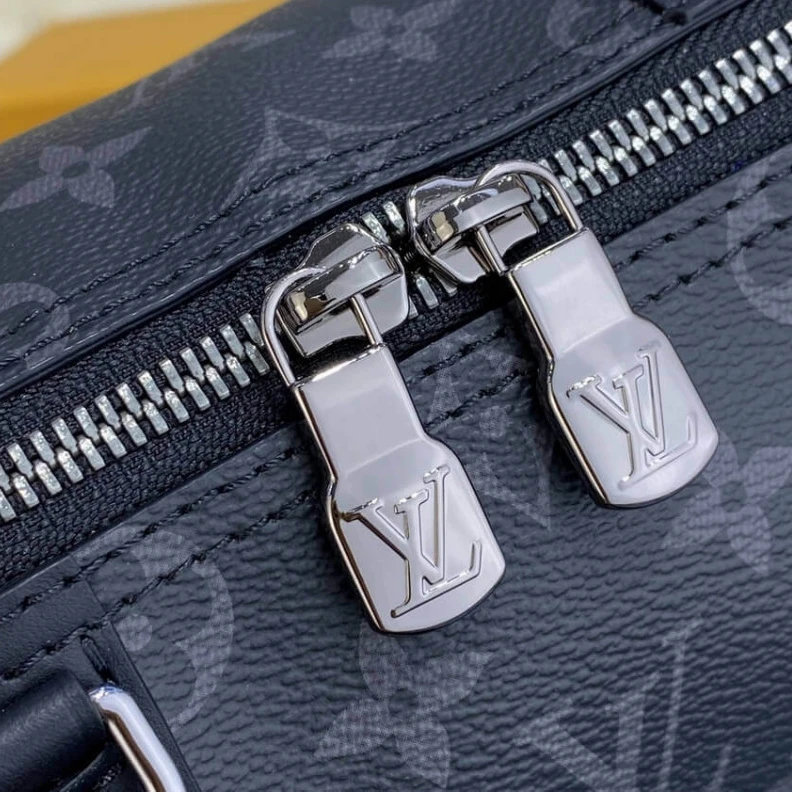 Top lv The Keepal Louis Vuitton Monogram Eclipse City Keepall