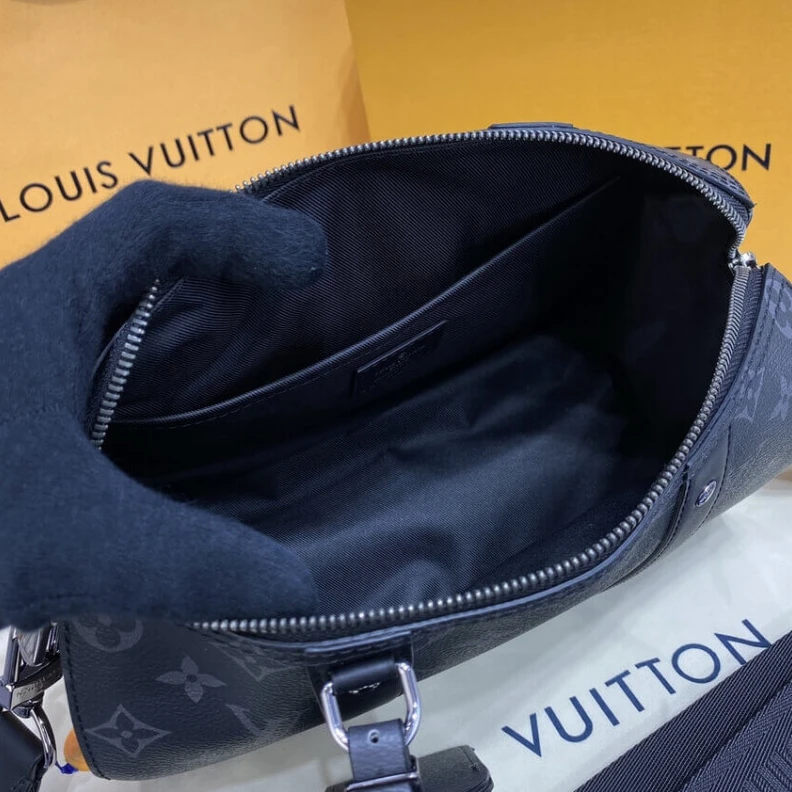 Top lv The Keepal Louis Vuitton Monogram Eclipse City Keepall