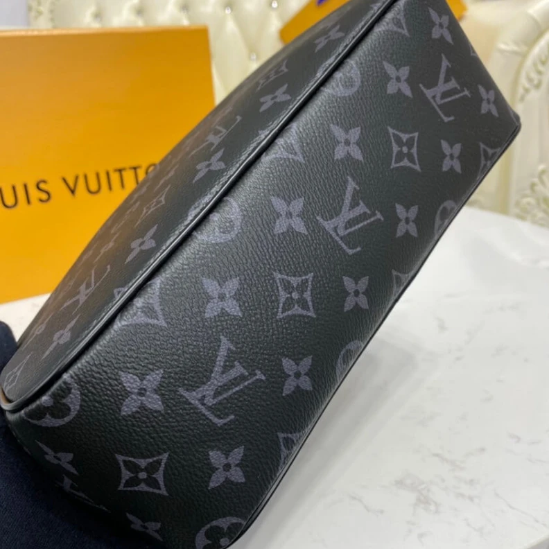 Mythick Washable Louis Vuitton Monogram Eclipse Toiletry Bag 25