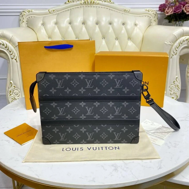 Top lv 28 x 21 x Louis Vuitton Monogram Eclipse Trunk Pouch