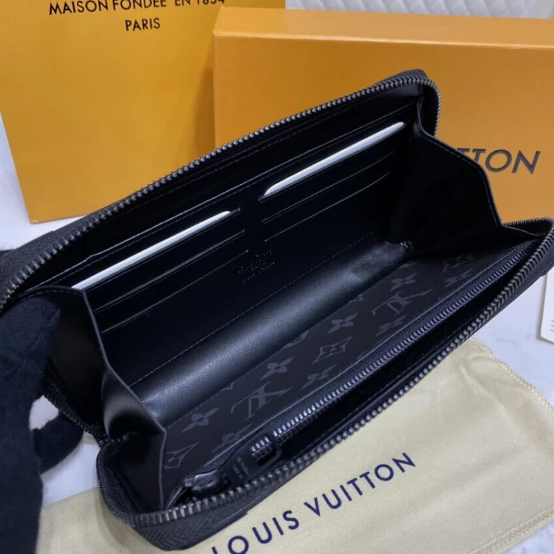 Louis vuitton locations 6 card sl Louis Vuitton Monogram Eclipse Zippy Wallet Trunk