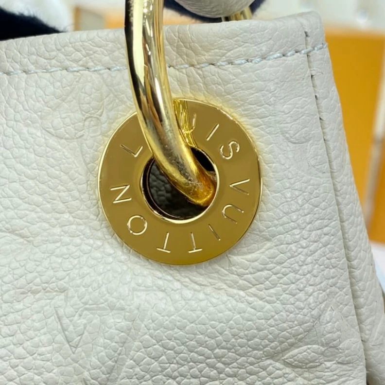Louis vuitton locations Goldcolor LV Monogram Empreinte Artsy MM Beige