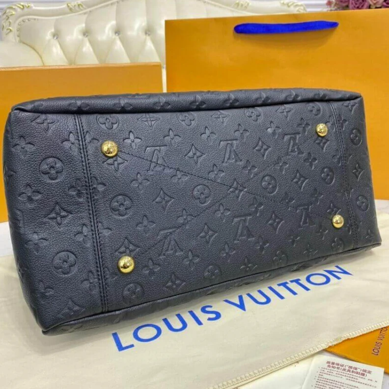 Lv belts replica Handle:Si LV Monogram Empreinte Artsy MM Black