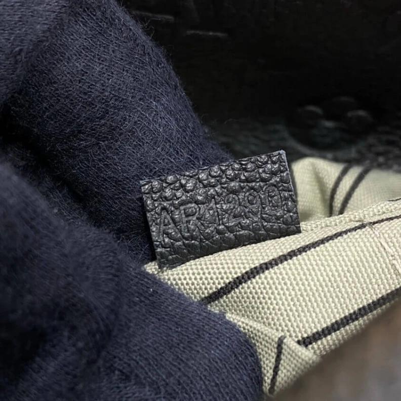 Lv belts replica Handle:Si LV Monogram Empreinte Artsy MM Black