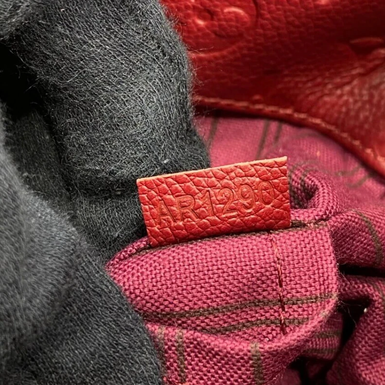Top lv Handle:Si LV Monogram Empreinte Artsy MM Burgundy