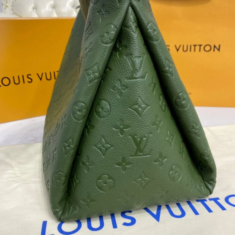 Lv belts replica Handle:Si LV Monogram Empreinte Artsy MM Green