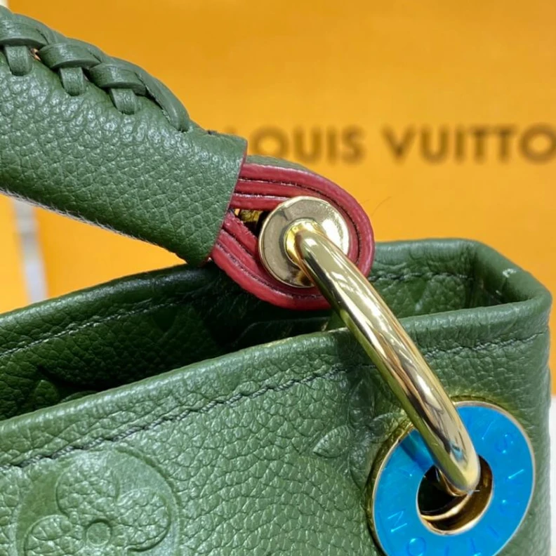 Lv belts replica Handle:Si LV Monogram Empreinte Artsy MM Green