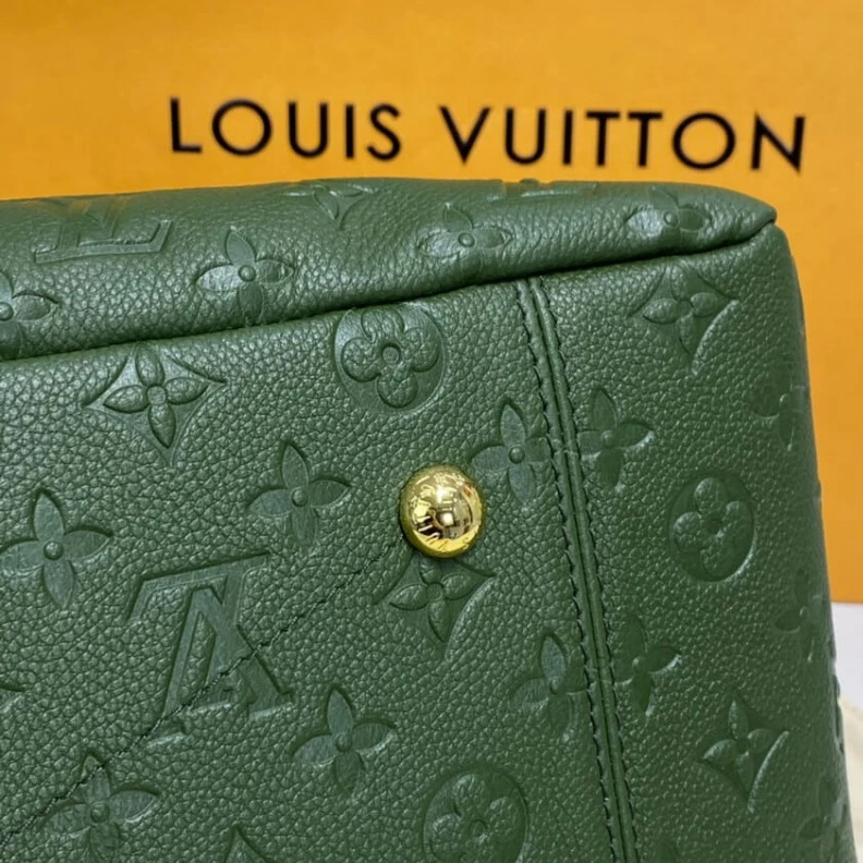Lv belts replica Handle:Si LV Monogram Empreinte Artsy MM Green