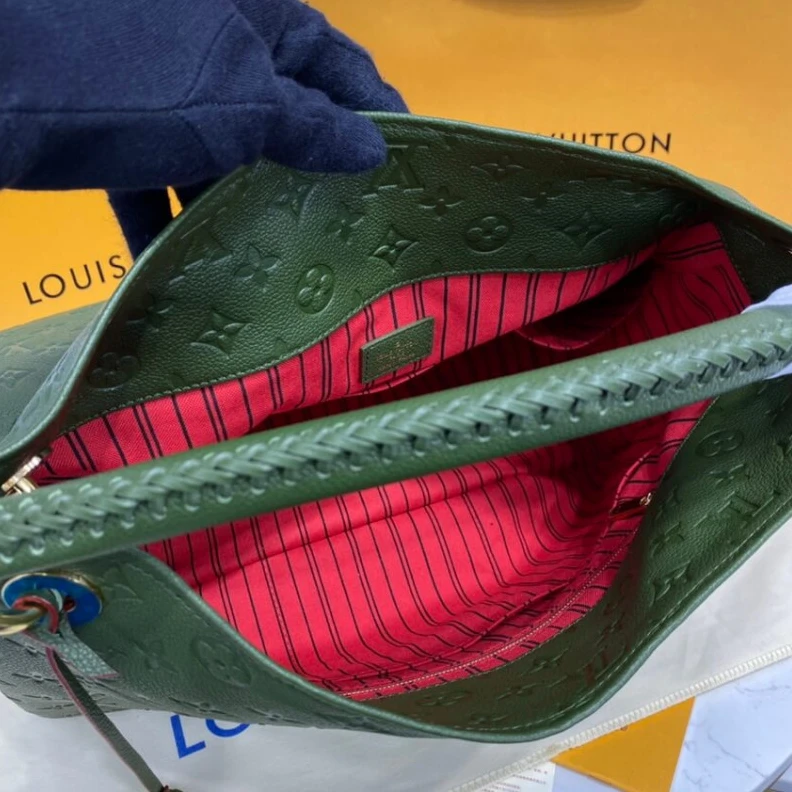 Lv belts replica Handle:Si LV Monogram Empreinte Artsy MM Green