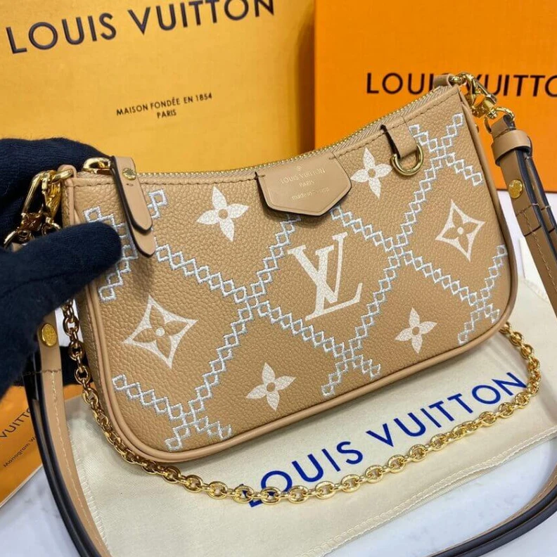 Mythick ru Louis Vuitton Monogram Empreinte Easy Pouch On Strap Arizona Beige