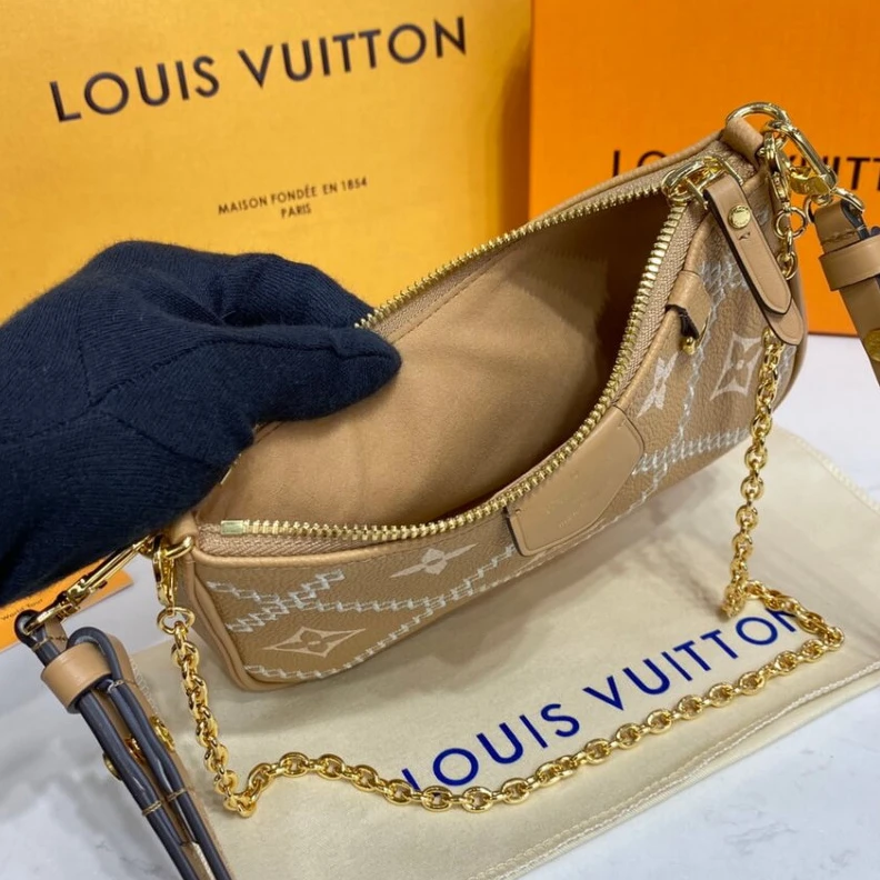 Mythick ru Louis Vuitton Monogram Empreinte Easy Pouch On Strap Arizona Beige
