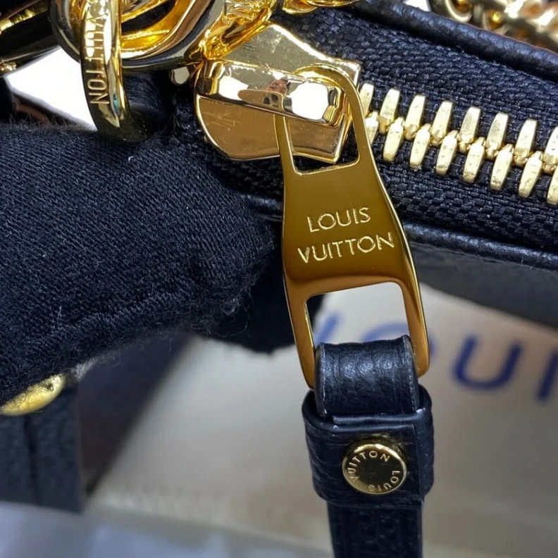 Lv belts replica Dring Louis Vuitton Monogram Empreinte Easy Pouch On Strap Black