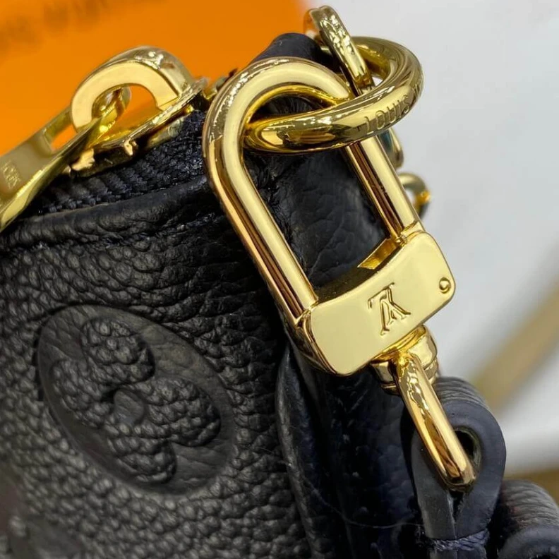 Lv belts replica Dring Louis Vuitton Monogram Empreinte Easy Pouch On Strap Black