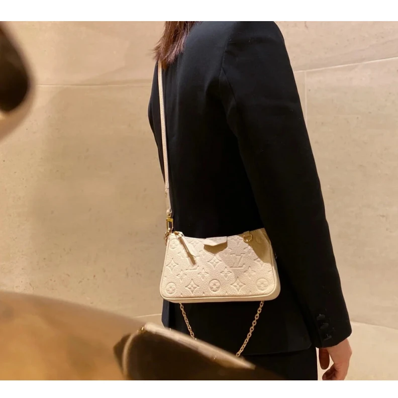 Top lv Louis Vuitton Monogram Empreinte Easy Pouch On Strap Creme