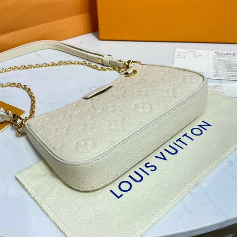 Top lv Louis Vuitton Monogram Empreinte Easy Pouch On Strap Creme