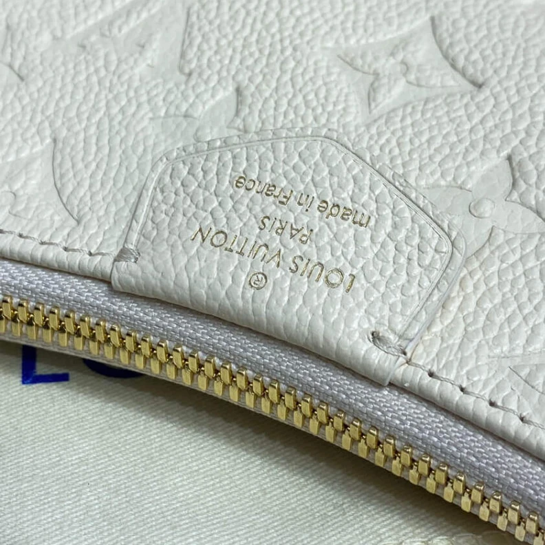 Top lv Louis Vuitton Monogram Empreinte Easy Pouch On Strap Creme