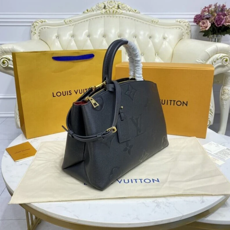 Mythick.ru Both chic Louis Vuitton Monogram Empreinte Grand Palais Black