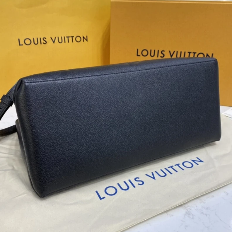 Mythick.ru Both chic Louis Vuitton Monogram Empreinte Grand Palais Black