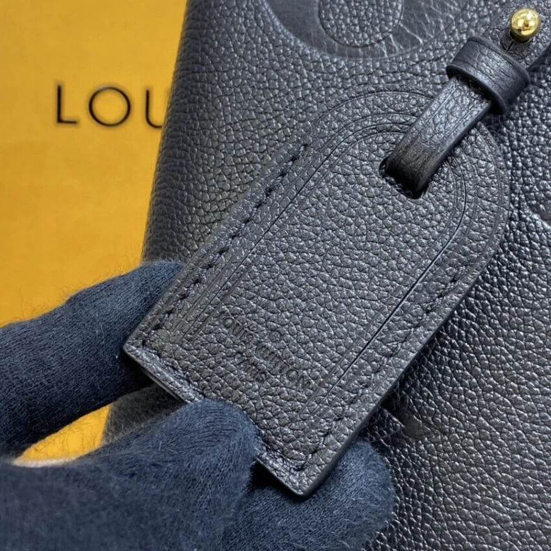 Mythick.ru Both chic Louis Vuitton Monogram Empreinte Grand Palais Black