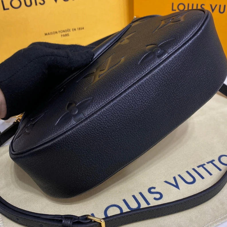 Mythick.ru Tonal mic Louis Vuitton Monogram Empreinte Leather Bagatelle Black