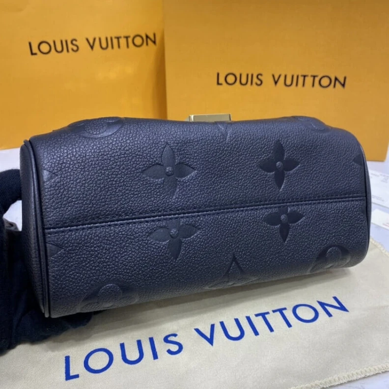 Mythick ru The Favori Louis Vuitton Monogram Empreinte Leather Favorite Black
