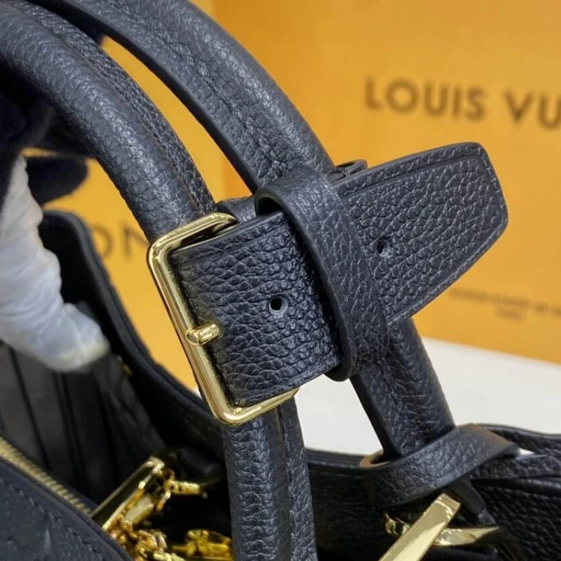 Mythick 4 protect LV Monogram Empreinte Leather Montaigne MM Black