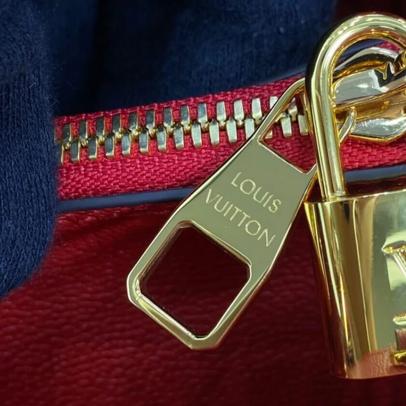 Replica bags lv Key bell Louis Vuitton Monogram Empreinte Leather Montaigne MM Red
