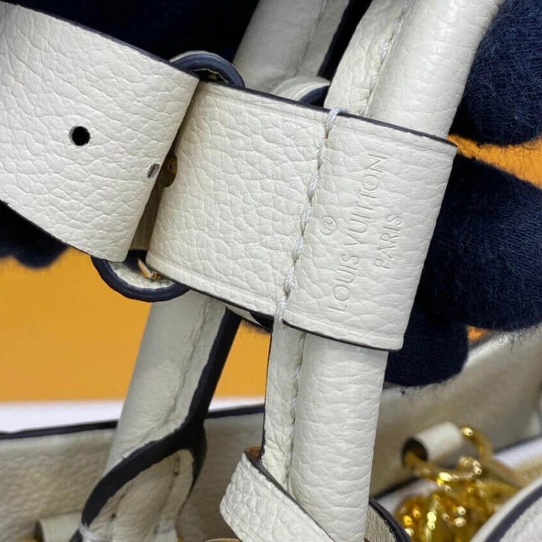 Louis vuitton locations Central z Louis Vuitton Monogram Empreinte Leather Montaigne MM White