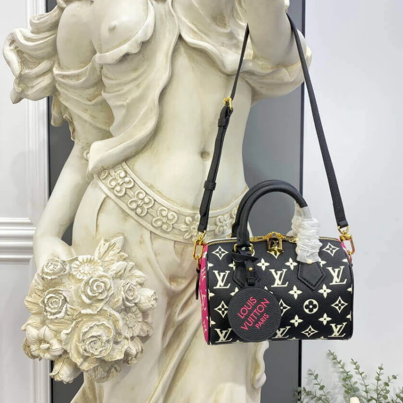 Mythick Handle:Do Louis Vuitton Monogram Empreinte Leather Speedy Bandouliere 20 Black