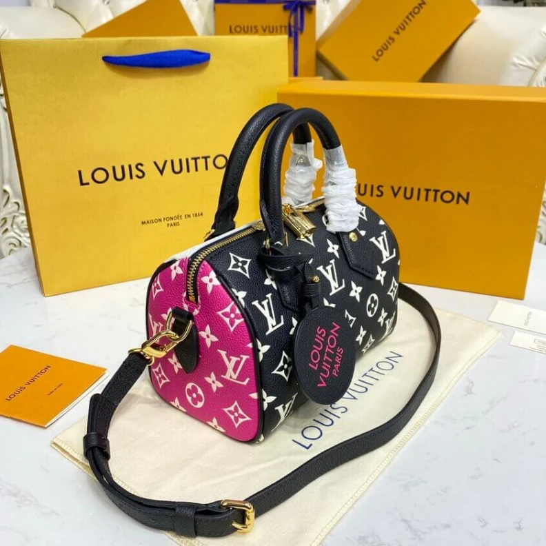 Mythick Handle:Do Louis Vuitton Monogram Empreinte Leather Speedy Bandouliere 20 Black